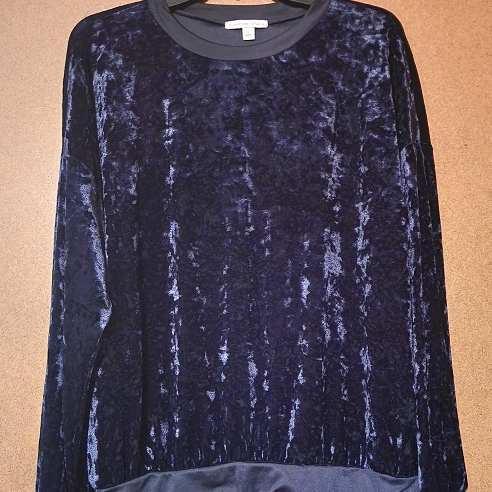 Signature Studio Velvet Top Size L